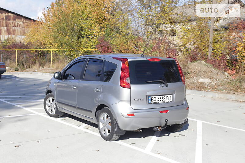 Минивэн Nissan Note 2008 в Чорткове