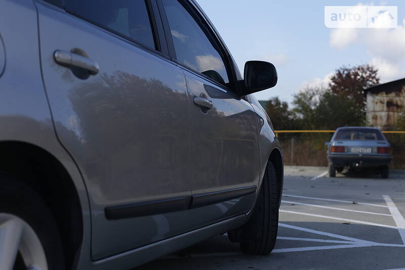 Минивэн Nissan Note 2008 в Чорткове