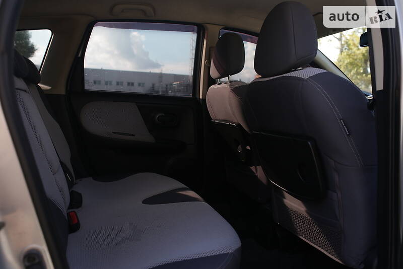 Минивэн Nissan Note 2008 в Чорткове