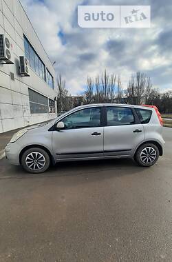 Хэтчбек Nissan Note 2007 в Кривом Роге