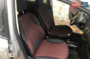 Хэтчбек Nissan Note 2008 в Днепре