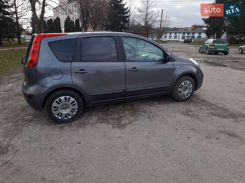 Хэтчбек Nissan Note 2006 в Дубно фото 8 Хэтчбек Nissan Note 2006 в Дубно