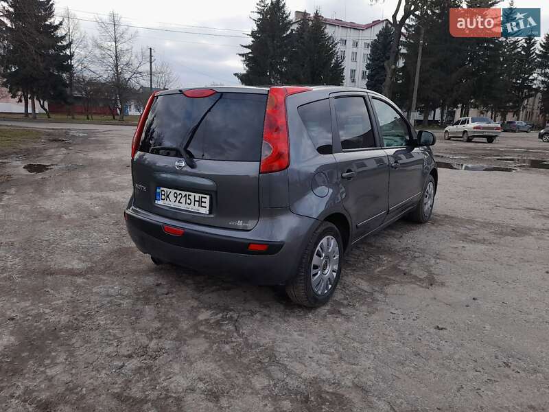 Хэтчбек Nissan Note 2006 в Дубно фото 11 Хэтчбек Nissan Note 2006 в Дубно