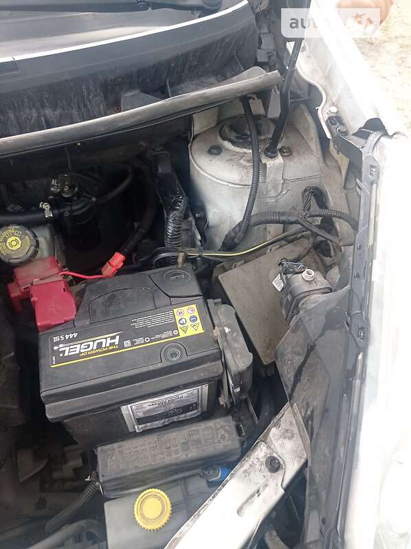 Хэтчбек Nissan Note 2009 в Днепре