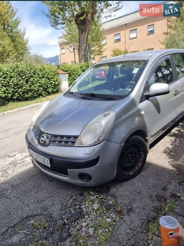 Хетчбек Nissan Note 2006 в Одесі