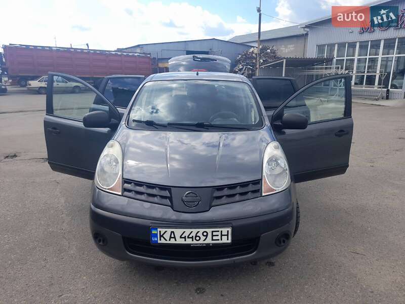 Хетчбек Nissan Note 2006 в Миколаєві