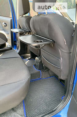 Хэтчбек Nissan Note 2008 в 