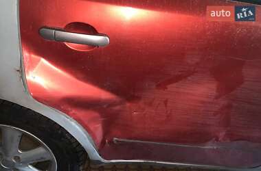 Хэтчбек Nissan Note 2007 в Остер