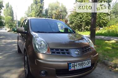 Хэтчбек Nissan Note 2007 в Запорожье