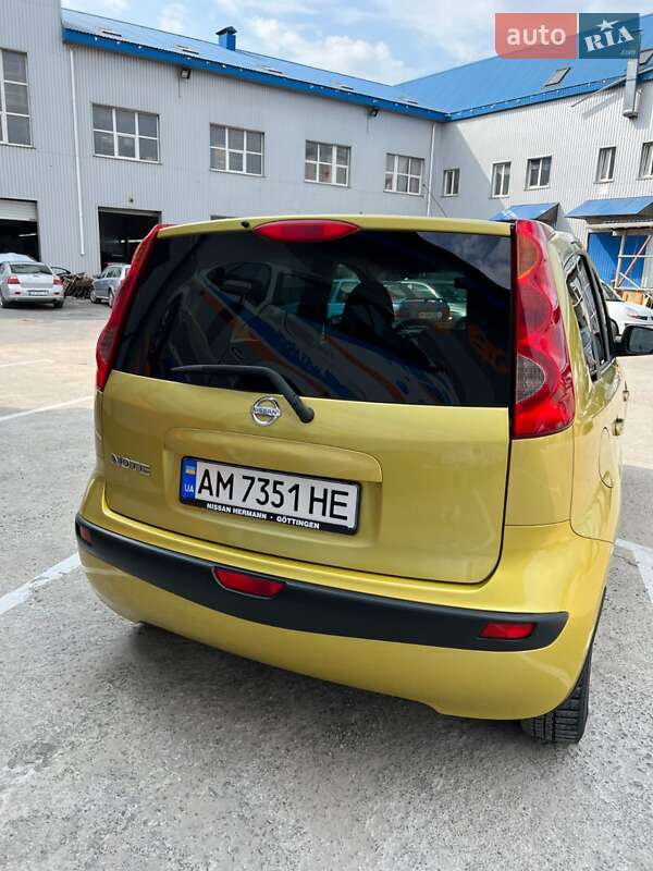 Хетчбек Nissan Note 2006 в Житомирі фото 2 Хетчбек Nissan Note 2006 в Житомирі
