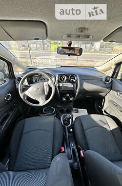 Хэтчбек Nissan Note 2013 в Староконстантинове