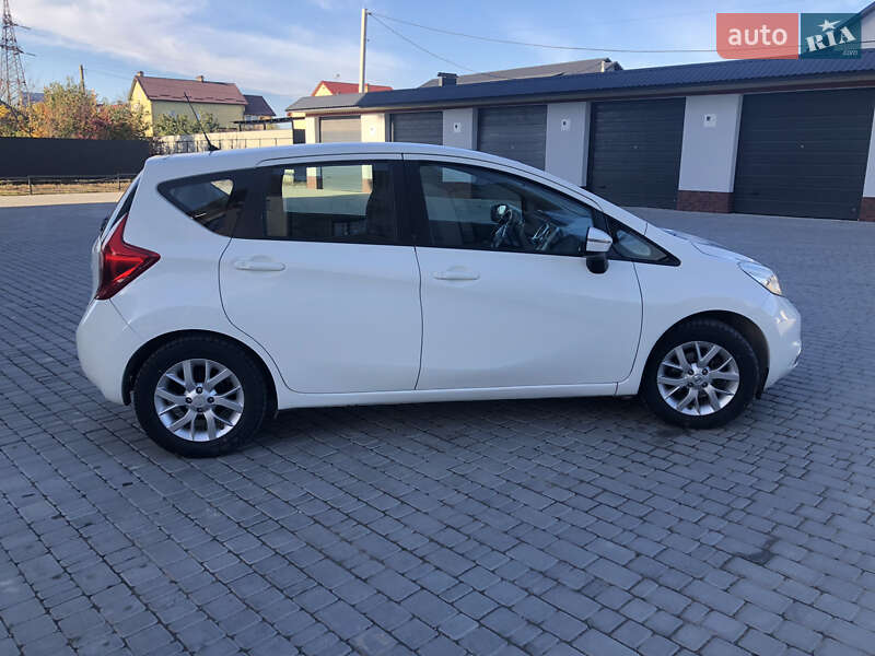 Хетчбек Nissan Note 2015 в Кам'янець-Подільському