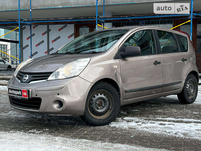 Хетчбек Nissan Note 2010 в Львові