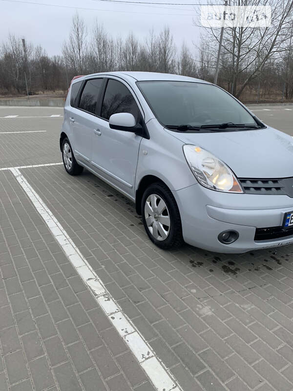 Хетчбек Nissan Note 2008 в Сумах