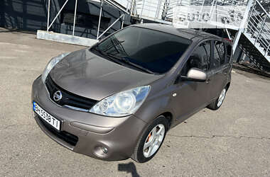 Хэтчбек Nissan Note 2010 в Одессе