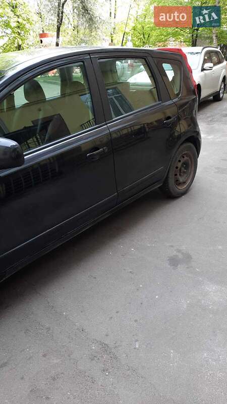 Хэтчбек Nissan Note 2007 в Киеве фото 4 Хэтчбек Nissan Note 2007 в Киеве