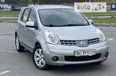 Хэтчбек Nissan Note 2007 в Киеве