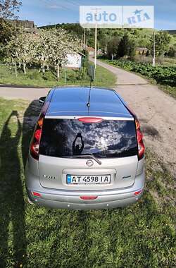 Хэтчбек Nissan Note 2010 в Ивано-Франковске