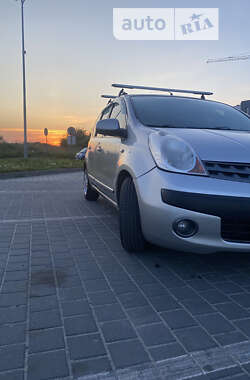 Хэтчбек Nissan Note 2006 в Львове