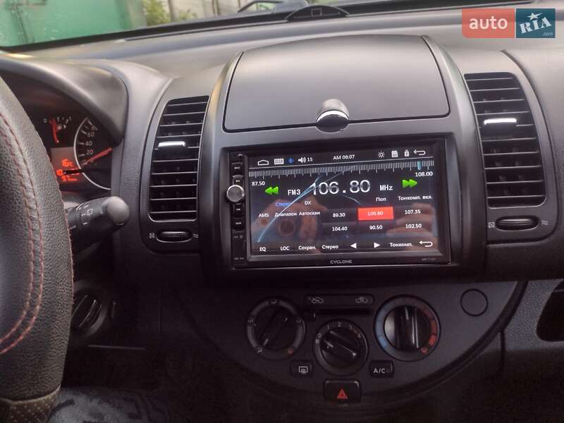 Хетчбек Nissan Note 2011 в Дніпрі