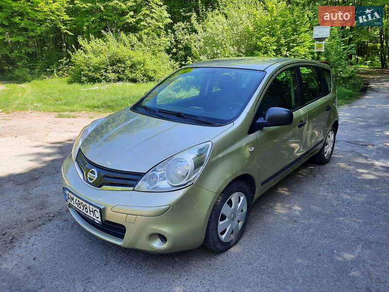 Хетчбек Nissan Note 2009 в Житомирі фото 4 Хетчбек Nissan Note 2009 в Житомирі
