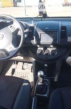 Хэтчбек Nissan Note 2010 в Житомире