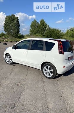 Хетчбек Nissan Note 2010 в Рівному