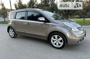 Хэтчбек Nissan Note 2008 в Полтаве