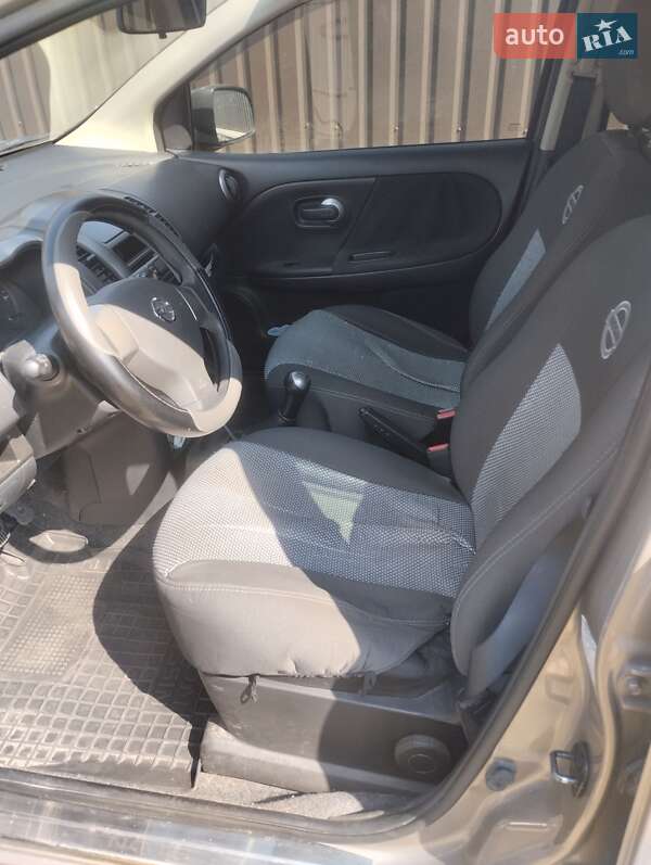 Хэтчбек Nissan Note 2008 в Кременчуге