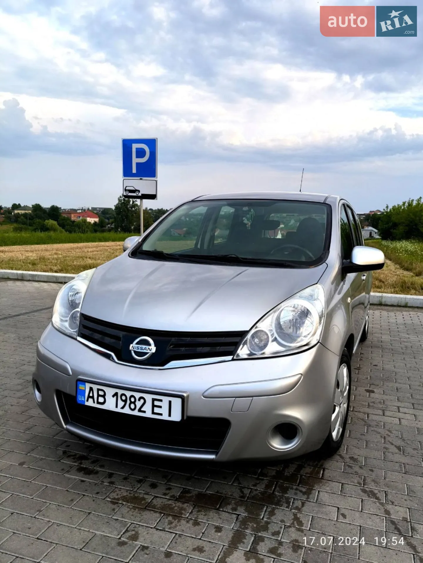 2010 Nissan Note - фото 1
