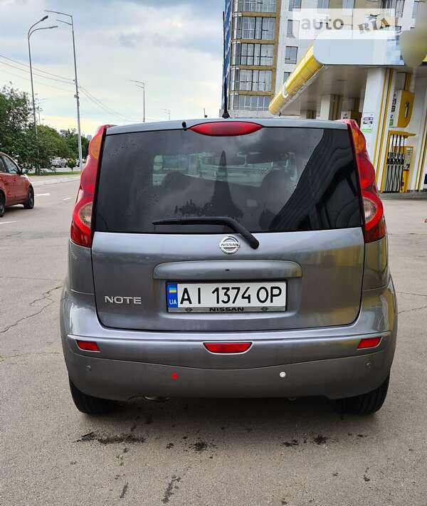 Хэтчбек Nissan Note 2012 в Киеве