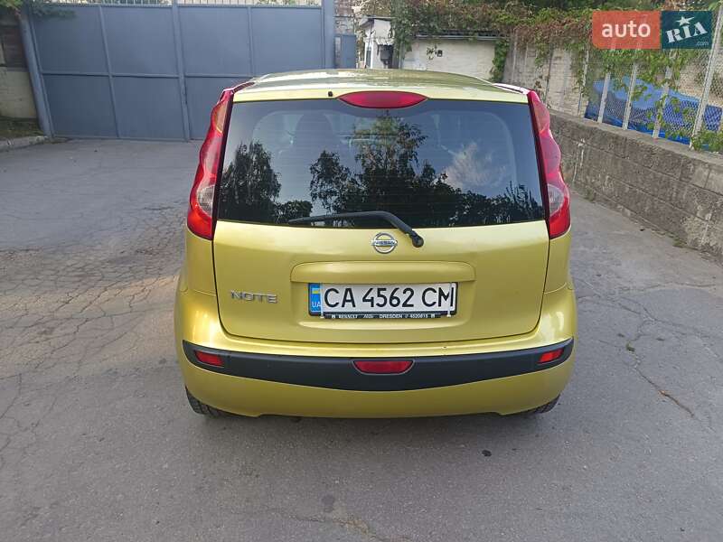 Хэтчбек Nissan Note 2006 в Умани