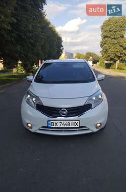 Хэтчбек Nissan Note 2013 в 