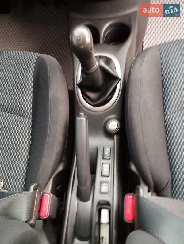 Хэтчбек Nissan Note 2013 в Красилове