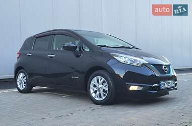 Хэтчбек Nissan Note 2018 в 