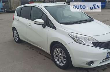 Хэтчбек Nissan Note 2015 в Львове