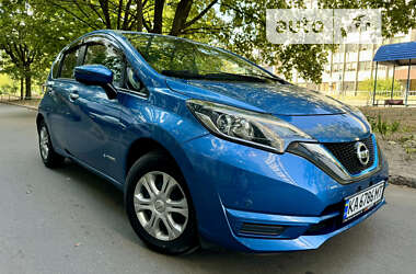 Хэтчбек Nissan Note 2017 в Киеве