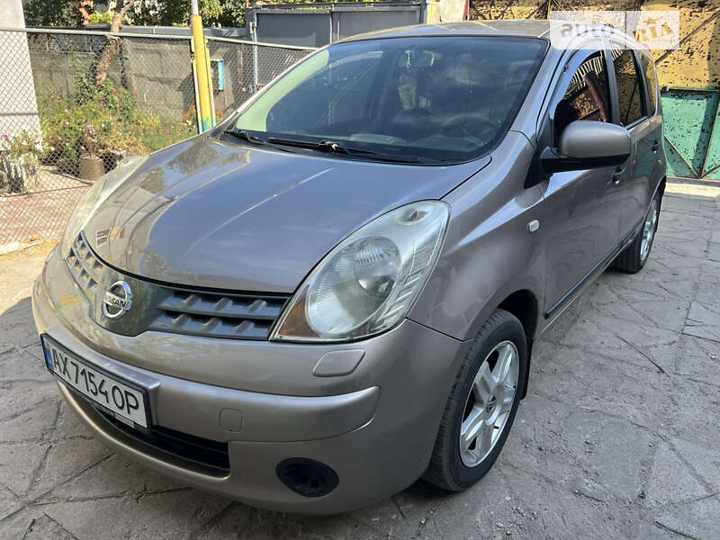 Хетчбек Nissan Note 2008 в Харкові