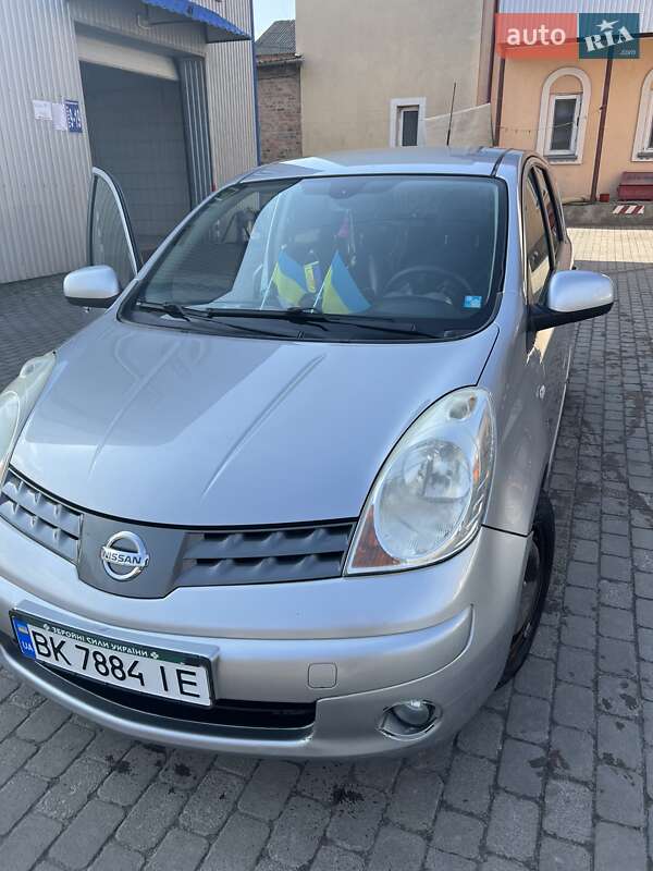 Хетчбек Nissan Note 2008 в Костопілі фото 2 Хетчбек Nissan Note 2008 в Костопілі