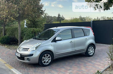 Хэтчбек Nissan Note 2006 в Киеве