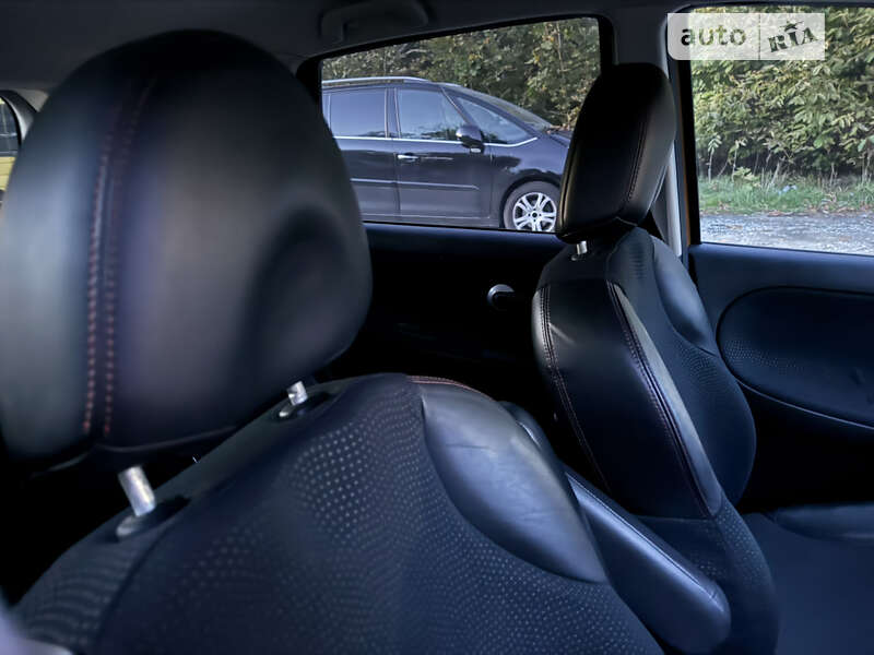 Хетчбек Nissan Note 2010 в Львові