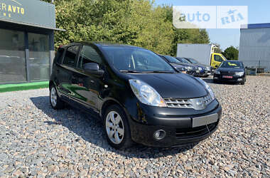 Хэтчбек Nissan Note 2008 в Ровно