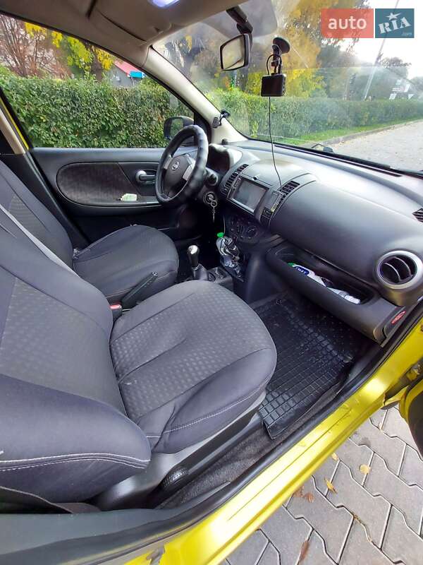 Хэтчбек Nissan Note 2006 в Черновцах