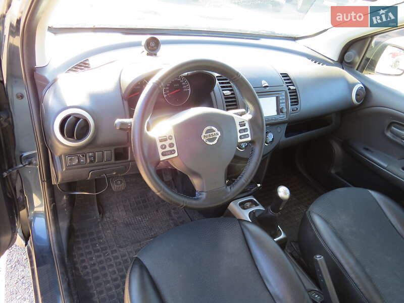 Хэтчбек Nissan Note 2012 в Кропивницком