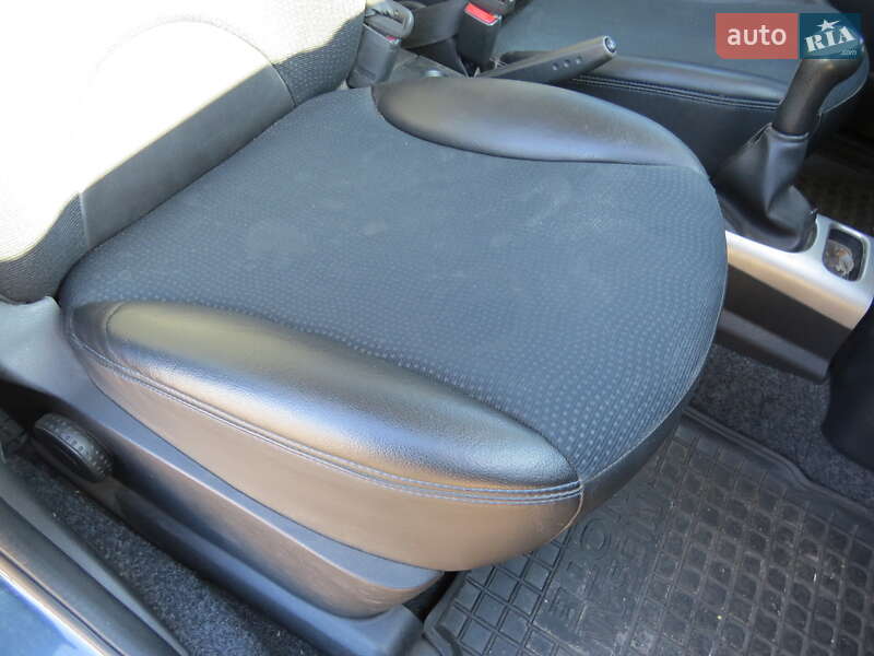 Хэтчбек Nissan Note 2012 в Кропивницком