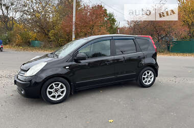 Хэтчбек Nissan Note 2006 в Попельне