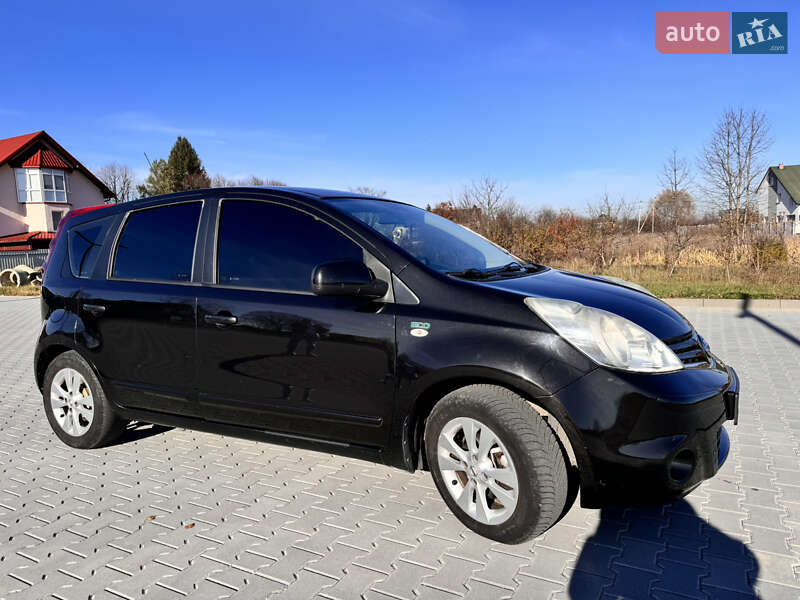 Хэтчбек Nissan Note 2009 в Богородчанах