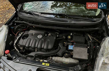 Хэтчбек Nissan Note 2006 в 