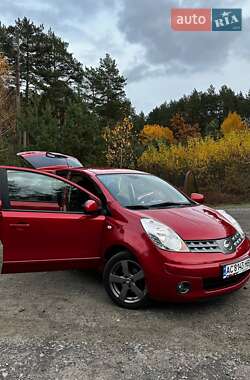 Хэтчбек Nissan Note 2008 в Киеве