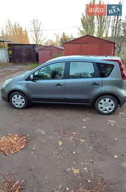 Хэтчбек Nissan Note 2012 в Кривом Роге